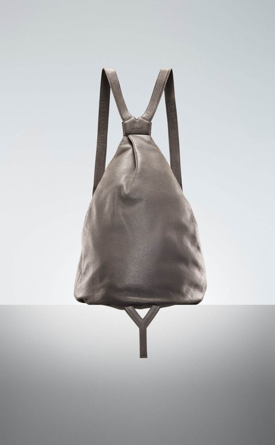 ディスコード ヨウジヤマモトの新作バッグ、“服と一体化”したチェーンバッグやシルバーのY リュック｜写真15