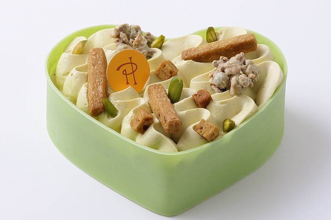 マドレーヌ｜ピエール・エルメ・パリの20年ホワイトデー、ハート型マカロンやふんわりリコッタチーズのケーキ