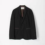 カラー×トゥモローランドの春夏セットアップ、縫い目のないキモノスリーブのふんわりシルエット｜写真4