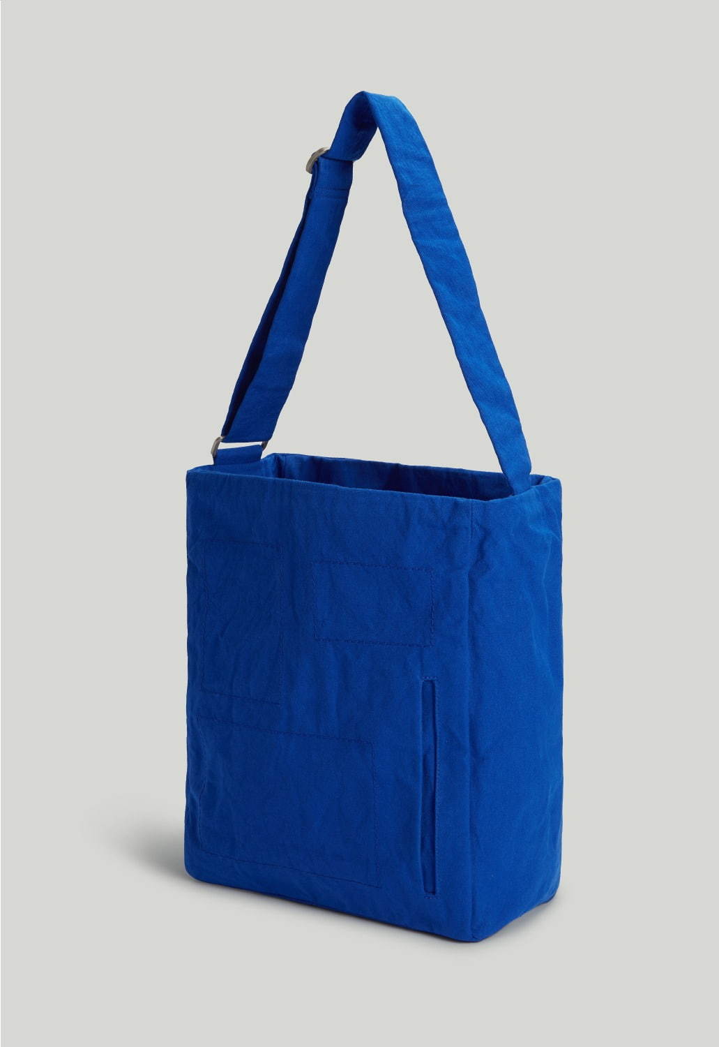 トゥーグッド×チャコリから“車掌”が着想源のコラボレーションバッグ、ブルーの新色も｜写真10