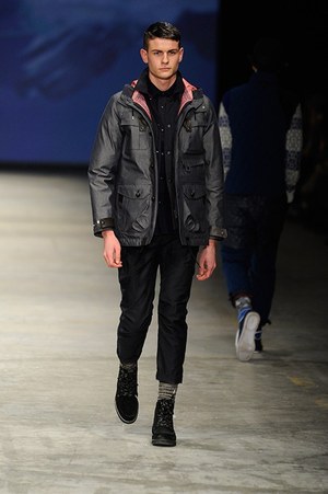 ホワイトマウンテニアリング(White Mountaineering) 2013-14年秋冬メンズコレクション  - 写真21