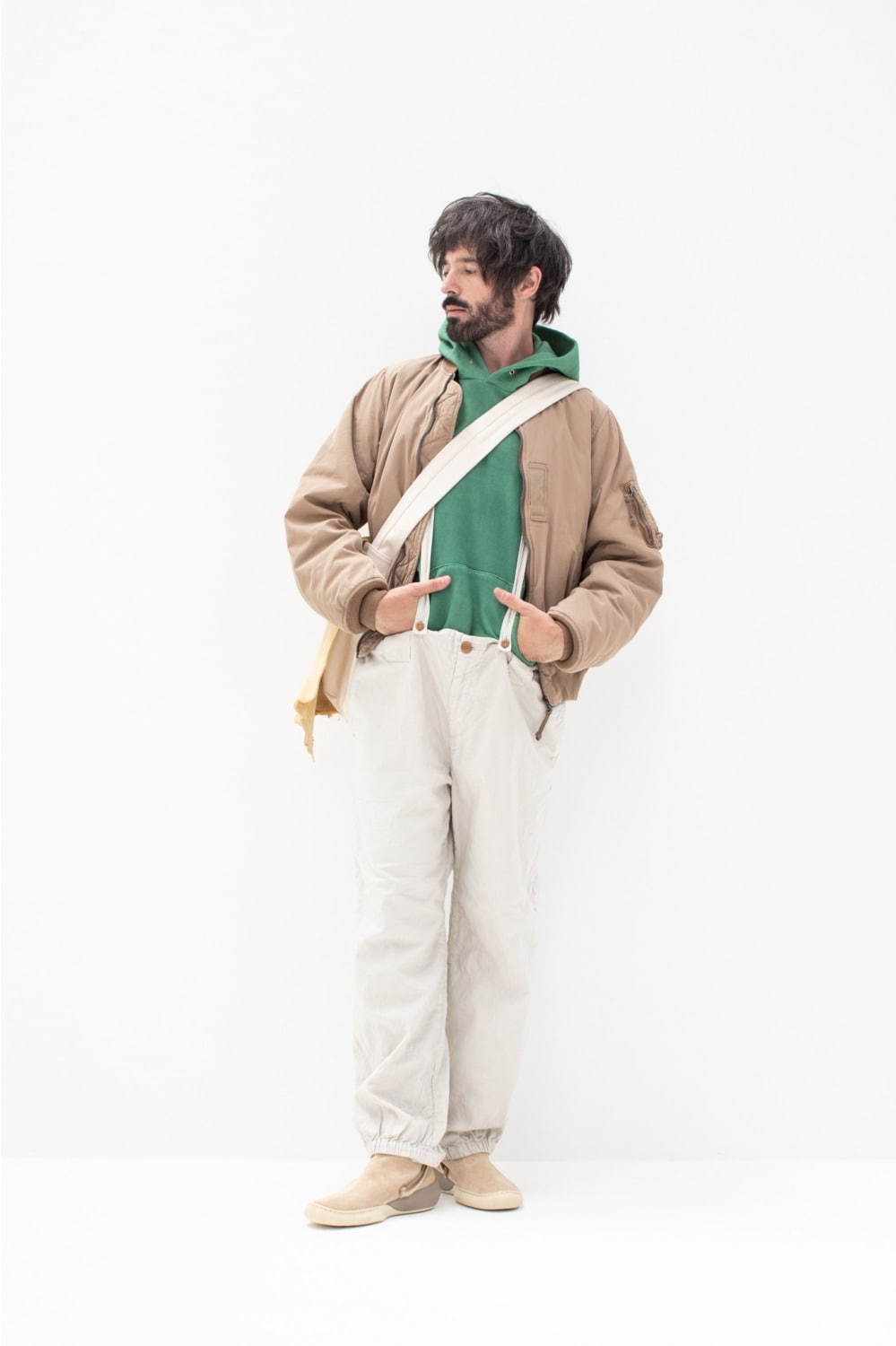 メンズ・ベージュのブルゾンを使ったコーディネート - ファッションプレス