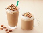 タリーズコーヒー(TULLY'S COFFEE) アーモンドプラリネソイラテ｜写真1