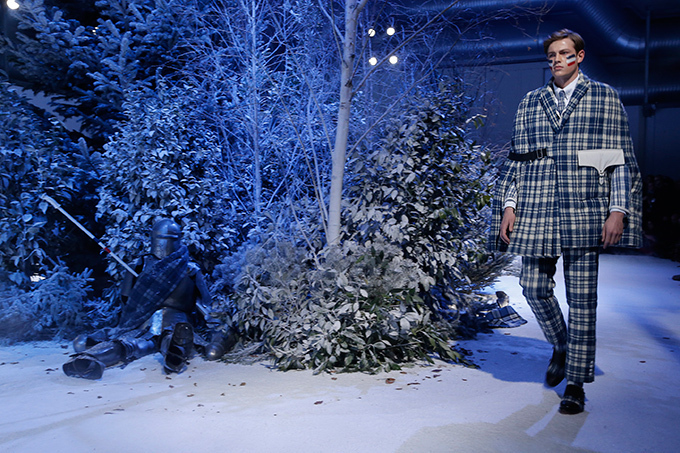 モンクレール ガム・ブルー(MONCLER GAMME BLEU) 2013-14年秋冬メンズコレクション  - 写真60