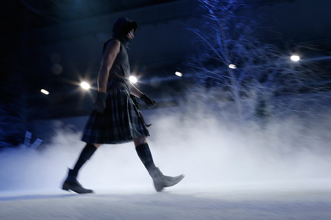 モンクレール ガム・ブルー(MONCLER GAMME BLEU) 2013-14年秋冬メンズコレクション  - 写真64