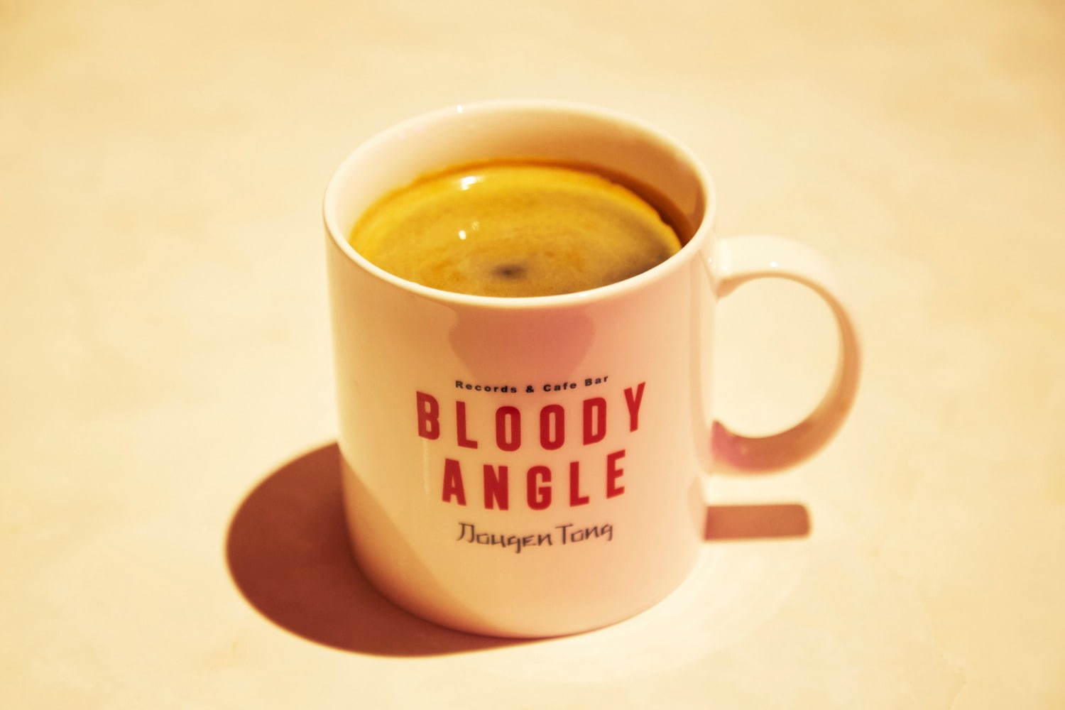 “ネオ喫茶”「ブラッディ・アングル」渋谷に2号店、ナポリタンなど喫茶フード＆コーヒーをレコードと共に｜写真2