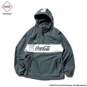 F.C.R.B.×「コカ·コーラ」ロゴを配したジャケットやフーディー、星 