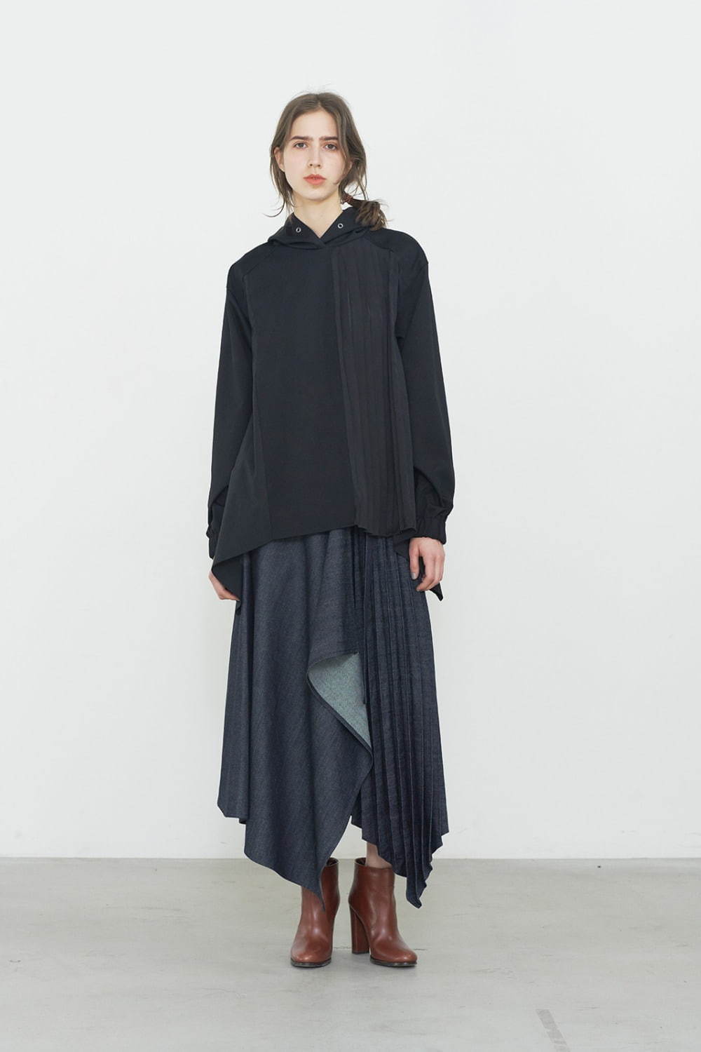 エズミ 2020-21年秋冬｜ フーディー