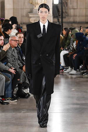 ジュン・ジー(JUUN.J) 2020-21年秋冬ウィメンズ&メンズコレクション  - 写真13