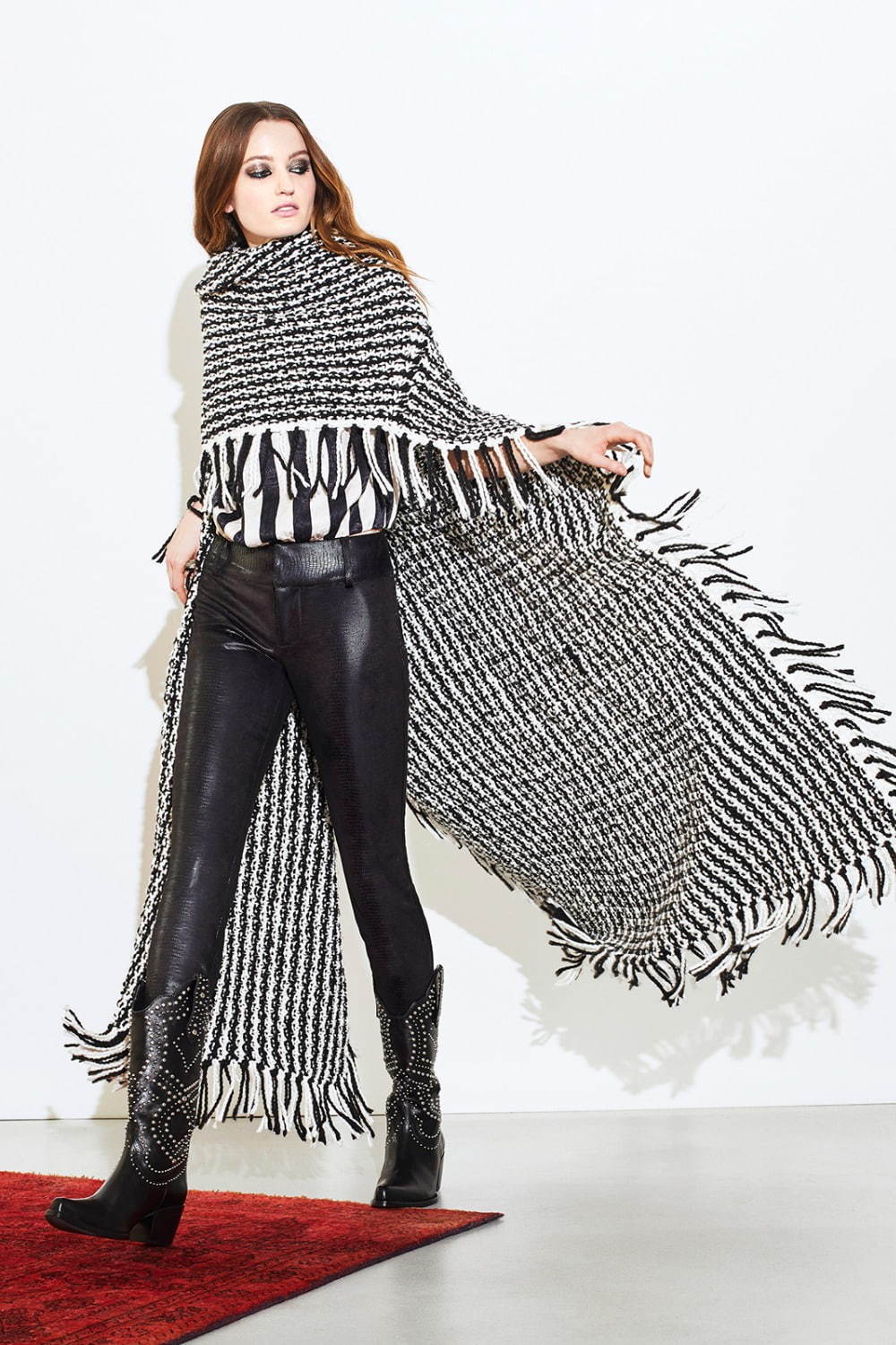 アリス アンド オリビア 2020年秋｜ ポンチョ