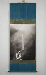 写真家・杉本博司の「飄々表具」展が京都・細見美術館で、自身の写真などを掛軸“表具”で展示｜写真1