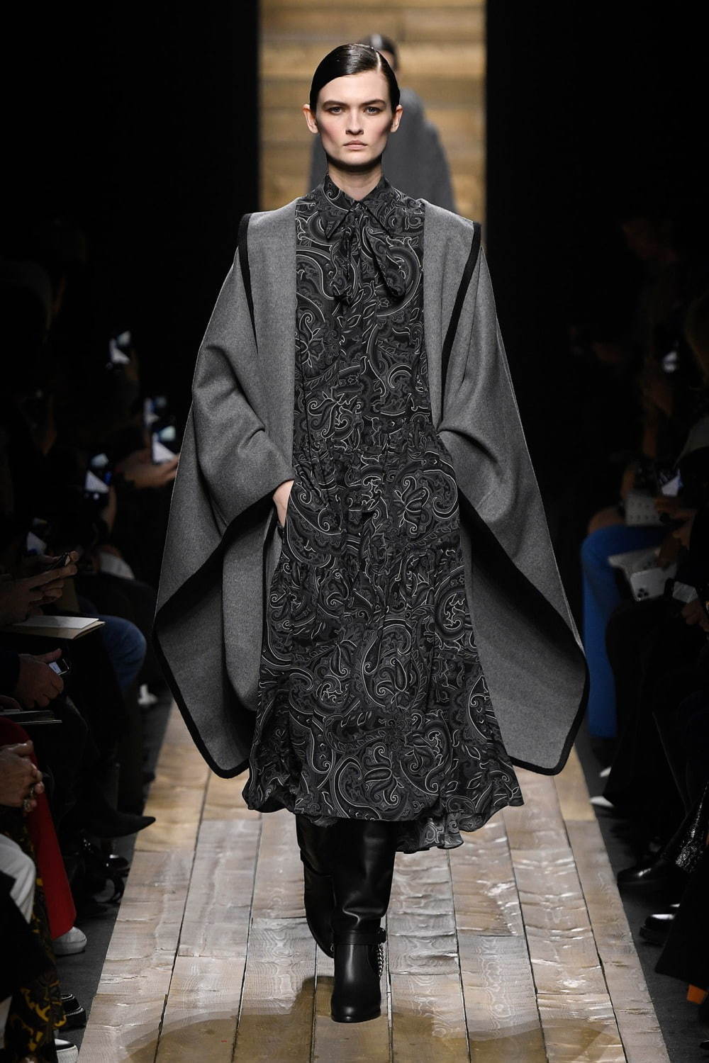 マイケル・コース コレクション 2020-21年秋冬<span>コレクション</span> - 写真2