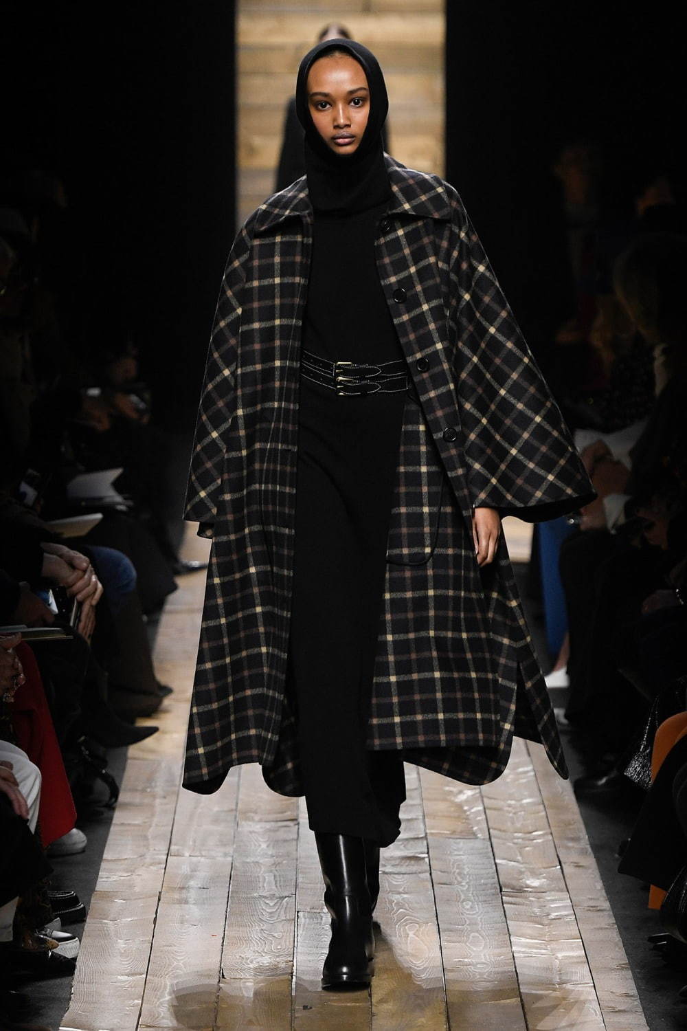 マイケル・コース コレクション 2020-21年秋冬<span>コレクション</span> - 写真51