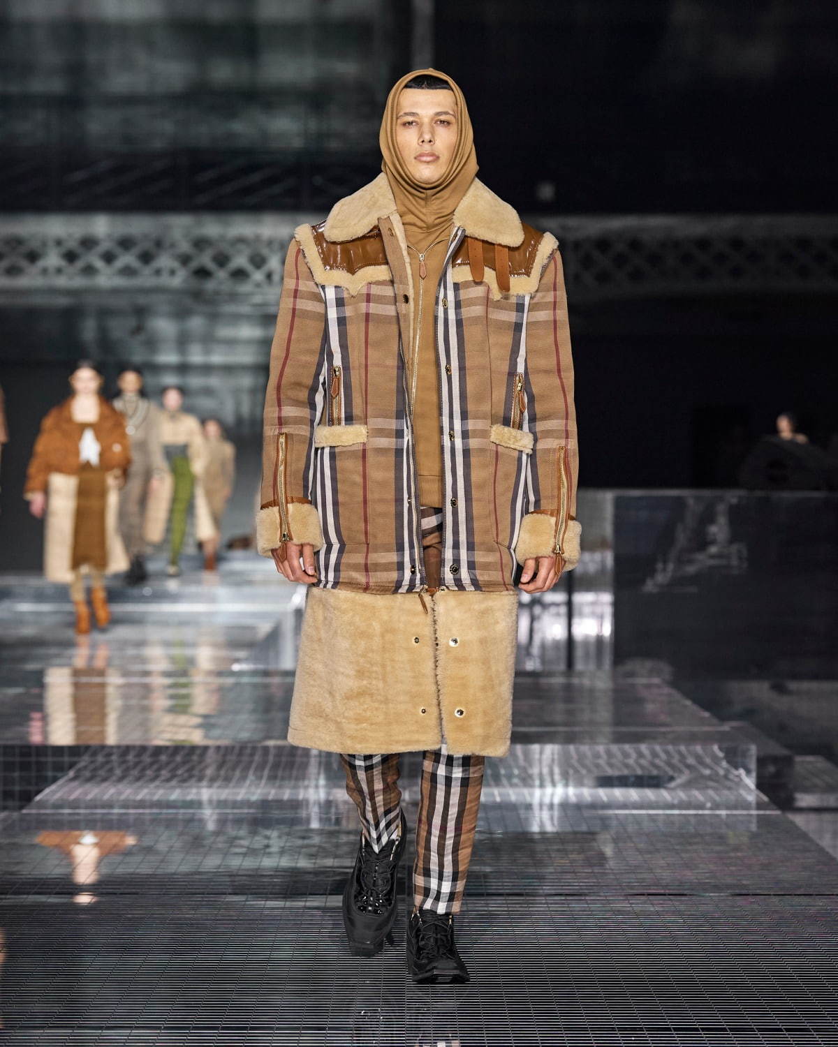 バーバリー(BURBERRY) 2020-21年秋冬メンズコレクション  - 写真11