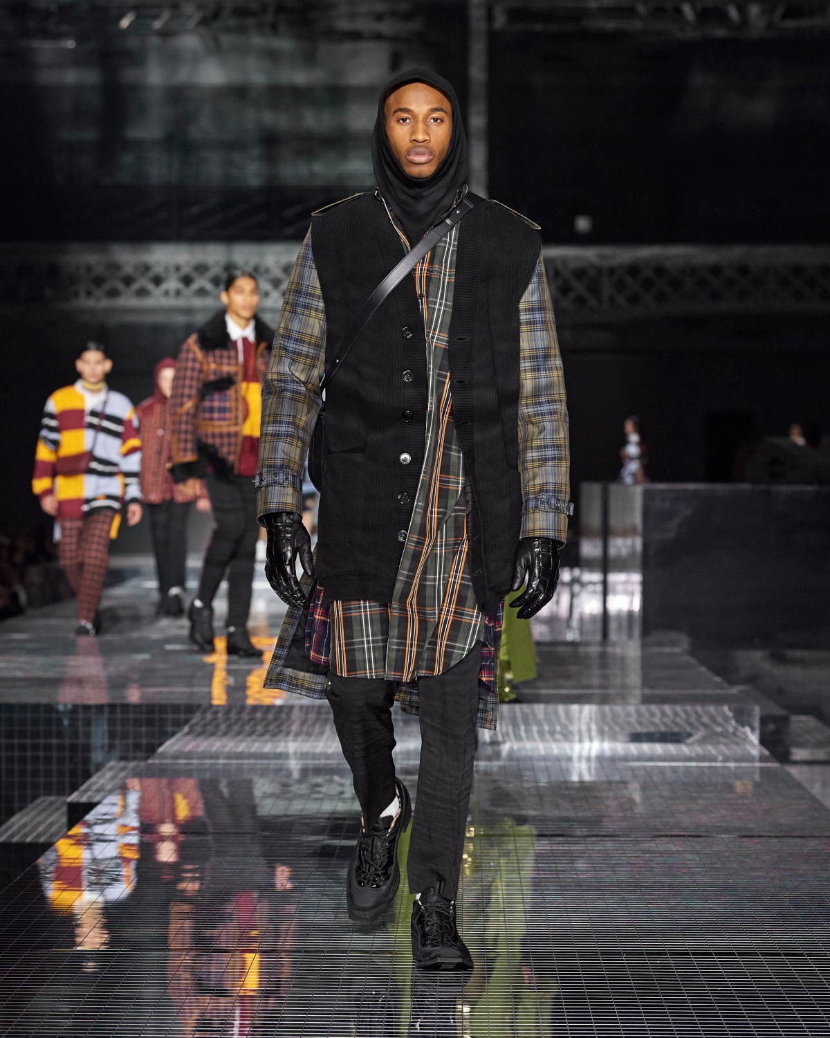 バーバリー(BURBERRY) 2020-21年秋冬メンズコレクション  - 写真24