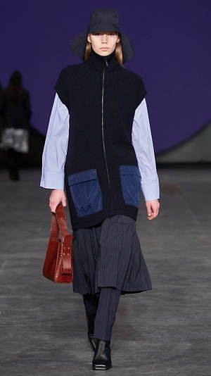 バウム ウンド ヘルガーテン(BAUM UND PFERDGARTEN) 2020-21年秋冬ウィメンズ&メンズコレクション  - 写真4