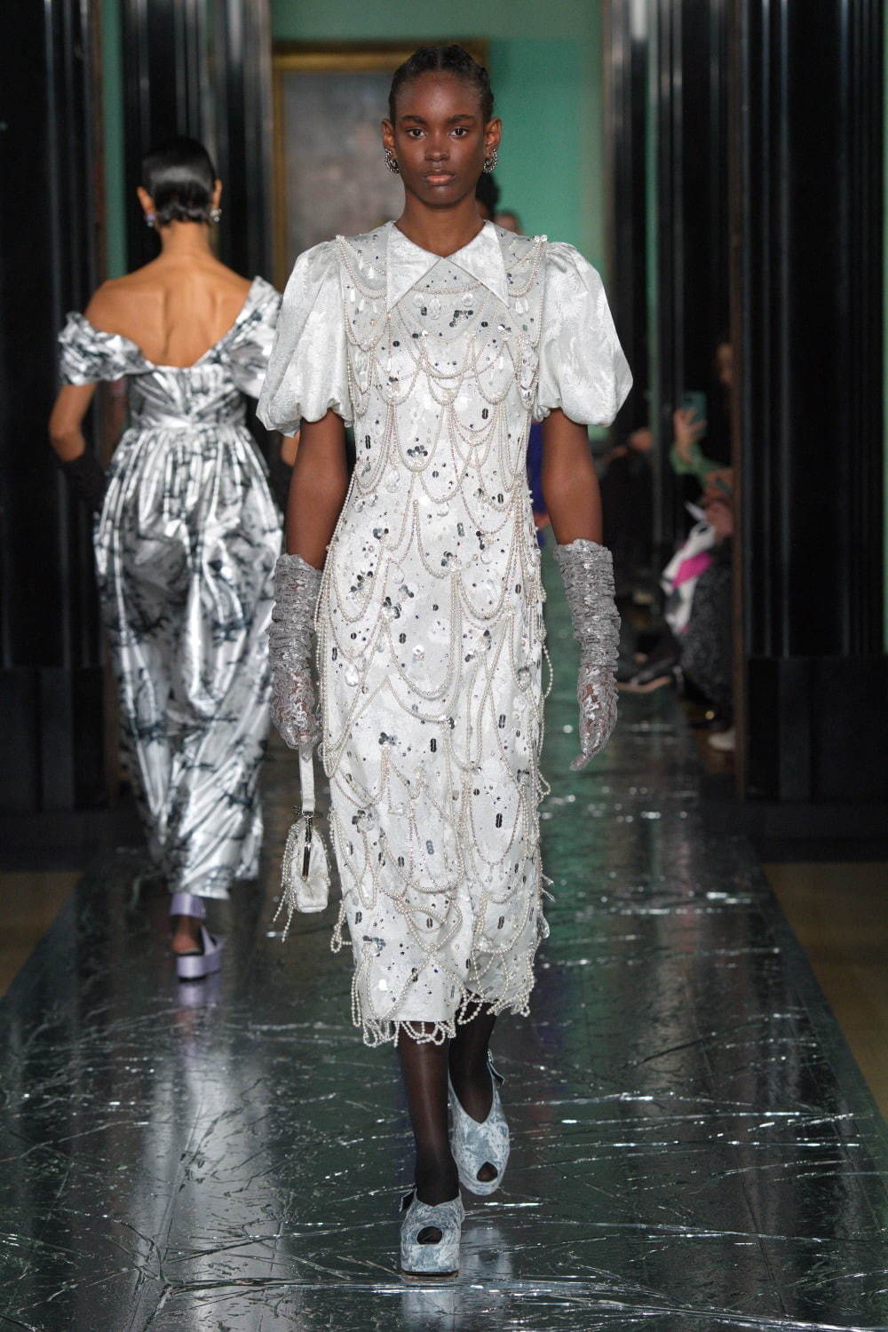 アーデム(ERDEM) 2020-21年秋冬ウィメンズコレクション  - 写真30