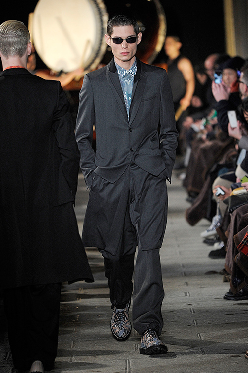 ミハラ ヤスヒロ 2013-14年秋冬<span>コレクション</span> - 写真20