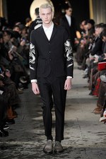 ミハラヤスヒロ 2013-14年秋冬メンズコレクション - チンピラの儚さと美意識を表現｜写真4