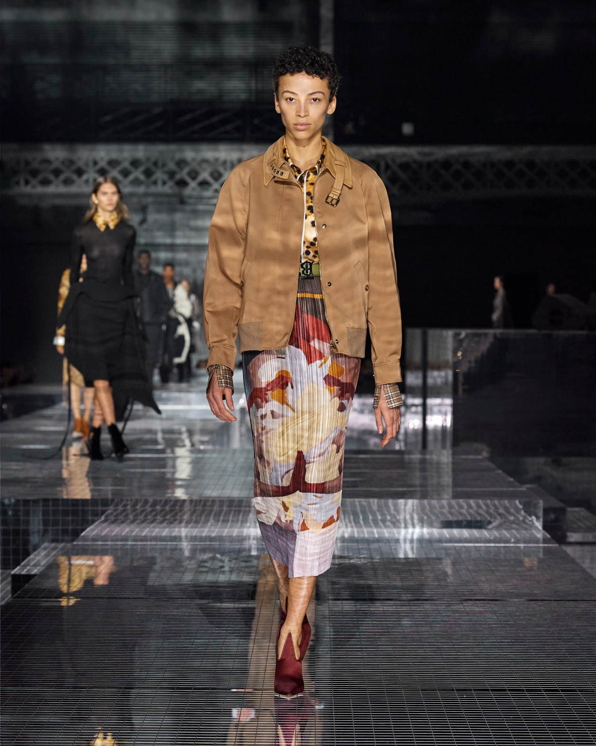 バーバリー(BURBERRY) 2020-21年秋冬ウィメンズコレクション  - 写真24