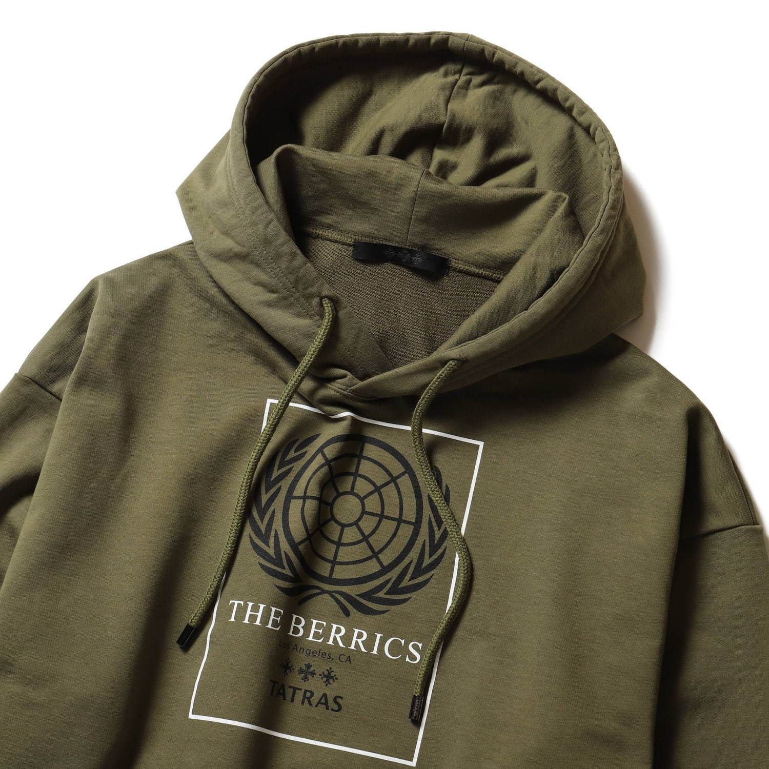 激レア！新品未使用！TATRAS × THE BERRICS コラボパーカー　L