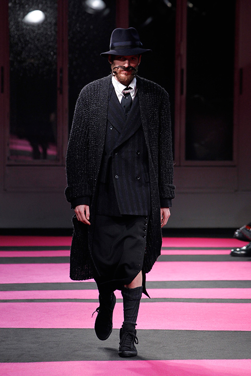 ヨウジヤマモト(Yohji Yamamoto) 2013-14年秋冬メンズコレクション  - 写真1