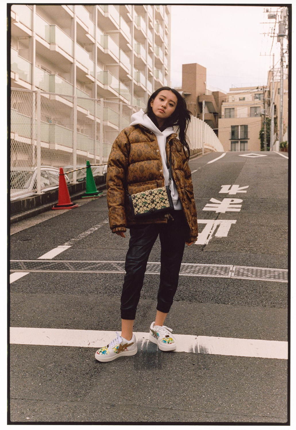 BAPE x Coach Leather Down Jacket 220,000円＋税
BAPE x Coach Riley Crossbody 65,000円＋税
BAPE x Coach Printed BAPESTA 36,000円＋税