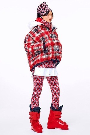 モンクレール ジーニアス 3 モンクレール グルノーブル – サンドロ・マンドリーノ(MONCLER GENIUS 3 MONCLER GRENOBLE – SANDRO MANDRINO) 2020-21年秋冬ウィメンズ&メンズコレクション  - 写真6