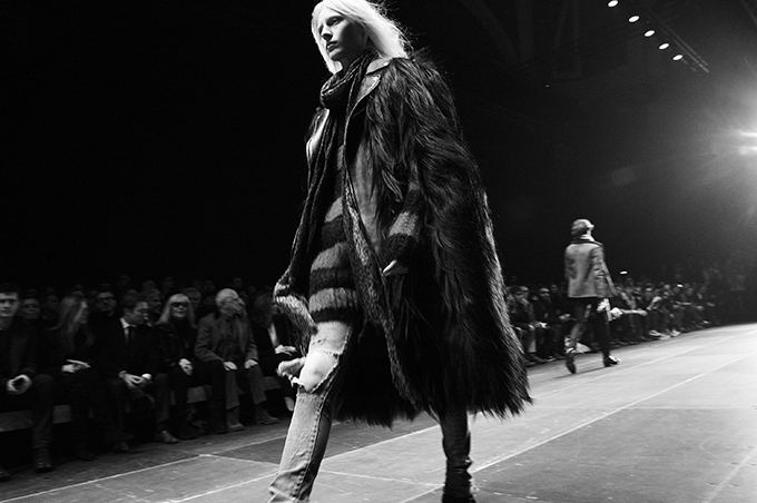 サンローラン 2013-14年秋冬メンズコレクション - エディ・スリマン就任後初となるメンズショー - ファッションプレス