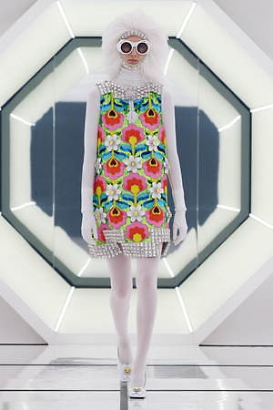 モンクレール ジーニアス 8 モンクレール リチャード・クイン(MONCLER GENIUS 8 MONCLER RICHARD QUINN) 2020-21年秋冬ウィメンズコレクション  - 写真12