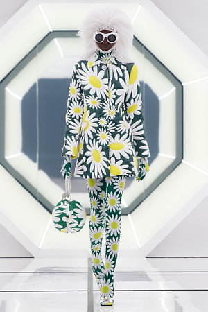 モンクレール ジーニアス 8 モンクレール リチャード・クイン(MONCLER GENIUS 8 MONCLER RICHARD QUINN) 2020-21年秋冬ウィメンズコレクション  - 写真13