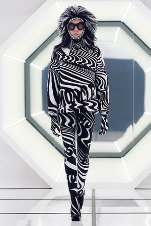 モンクレール ジーニアス 8 モンクレール リチャード・クイン(MONCLER GENIUS 8 MONCLER RICHARD QUINN) 2020-21年秋冬ウィメンズコレクション  - 写真24