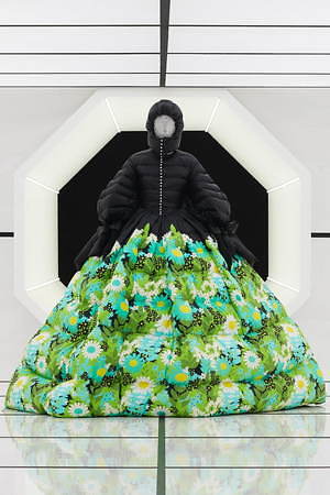 モンクレール ジーニアス 8 モンクレール リチャード・クイン(MONCLER GENIUS 8 MONCLER RICHARD QUINN) 2020-21年秋冬ウィメンズコレクション  - 写真28