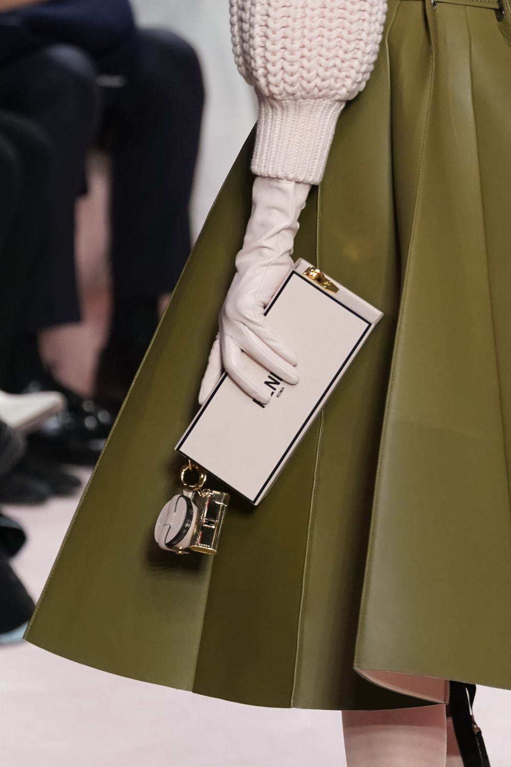 フェンディ(FENDI) 2020-21年秋冬ウィメンズコレクション  - 写真52