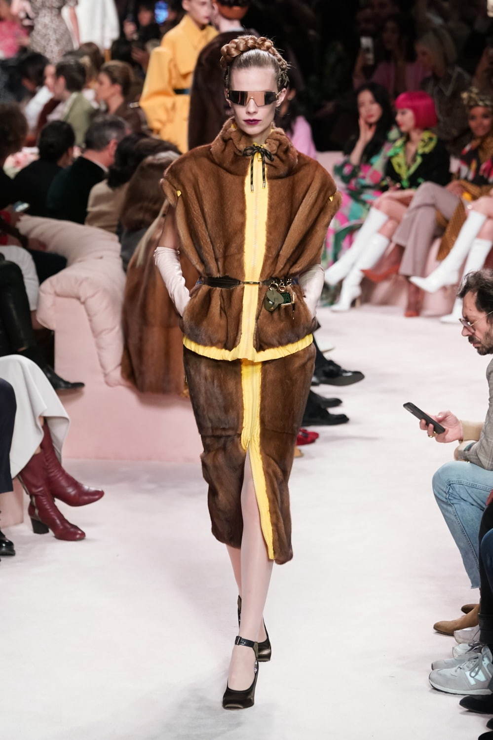 フェンディ(FENDI) 2020-21年秋冬ウィメンズコレクション  - 写真57