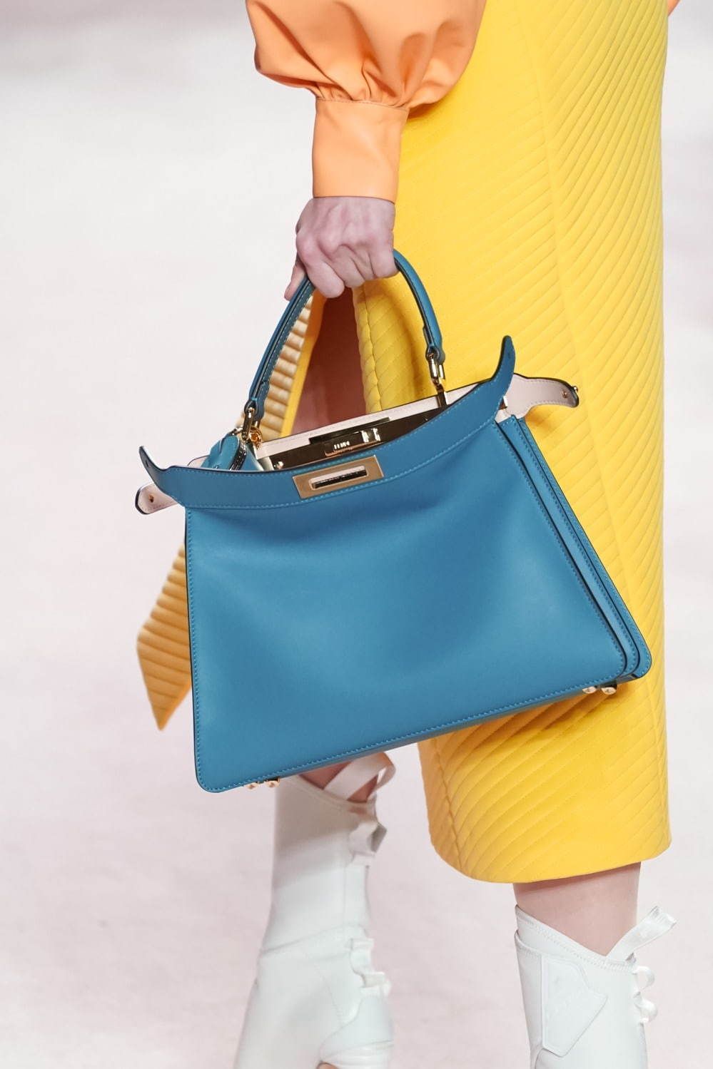 フェンディ(FENDI) 2020-21年秋冬ウィメンズコレクション  - 写真65