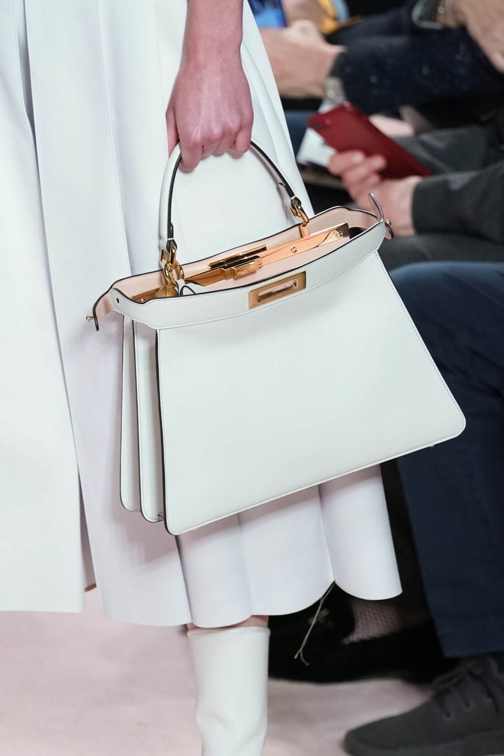 フェンディ(FENDI) 2020-21年秋冬ウィメンズコレクション  - 写真67