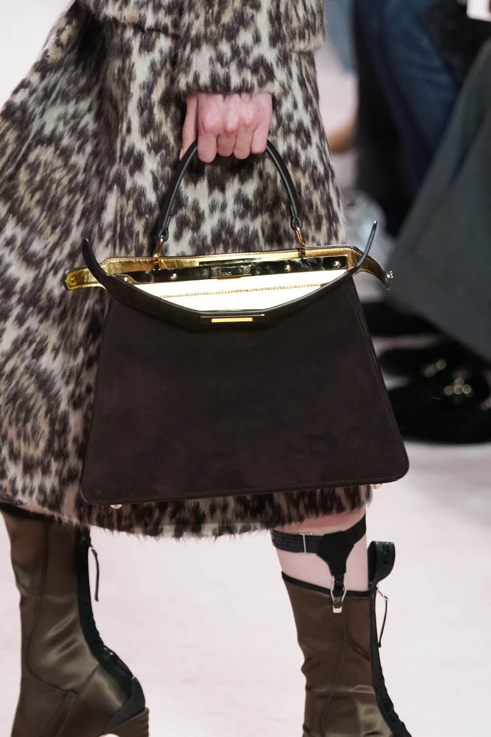 フェンディ(FENDI) 2020-21年秋冬ウィメンズコレクション  - 写真75