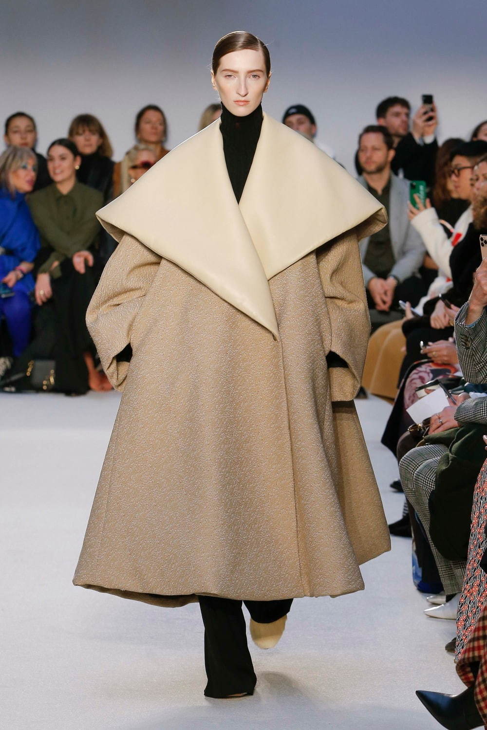 JW アンダーソン(JW Anderson) 2020-21年秋冬ウィメンズコレクション  - 写真6