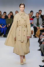 JW アンダーソン 2020年秋冬ウィメンズコレクション - ボリューム、有機的な躍動｜写真24