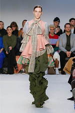 JW アンダーソン 2020年秋冬ウィメンズコレクション - ボリューム、有機的な躍動｜写真36