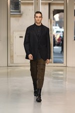 イッセイ ミヤケ メン 2013-14年秋冬コレクション - 飽くなき探求心が生み出したアーバン・モビリティ｜写真5