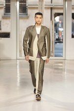 イッセイ ミヤケ メン 2013-14年秋冬コレクション - 飽くなき探求心が生み出したアーバン・モビリティ｜写真16