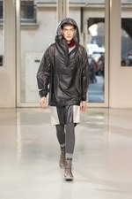 イッセイ ミヤケ メン 2013-14年秋冬コレクション - 飽くなき探求心が生み出したアーバン・モビリティ｜写真19