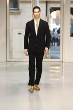 イッセイ ミヤケ メン 2013-14年秋冬コレクション - 飽くなき探求心が生み出したアーバン・モビリティ｜写真24