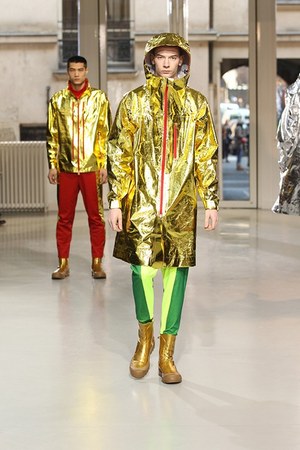 イッセイ ミヤケ メン 2013-14年秋冬コレクション - 飽くなき探求心が生み出したアーバン・モビリティ｜写真37