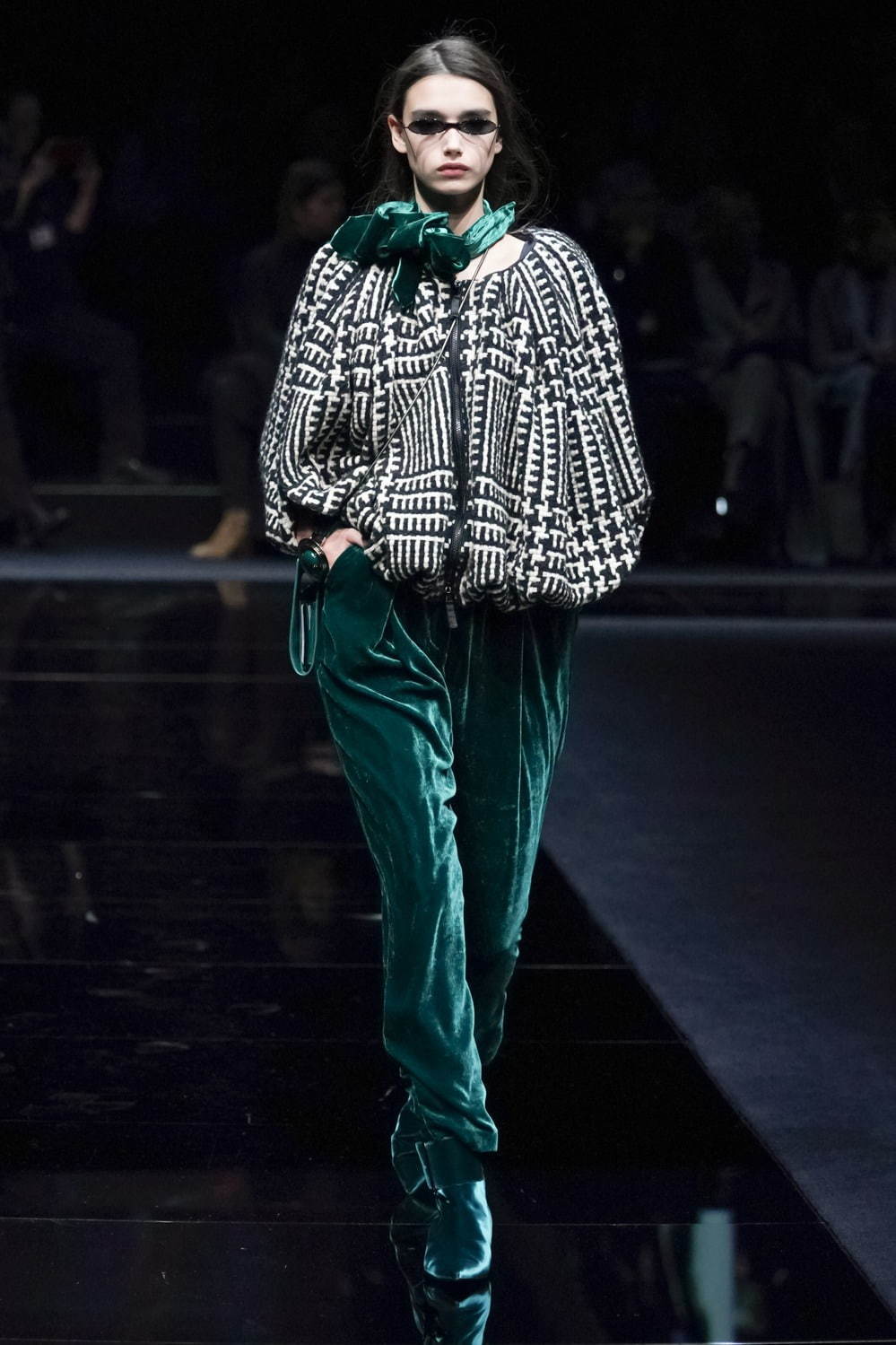 エンポリオ アルマーニ(EMPORIO ARMANI) 2020-21年秋冬ウィメンズコレクション シルエット - 写真39