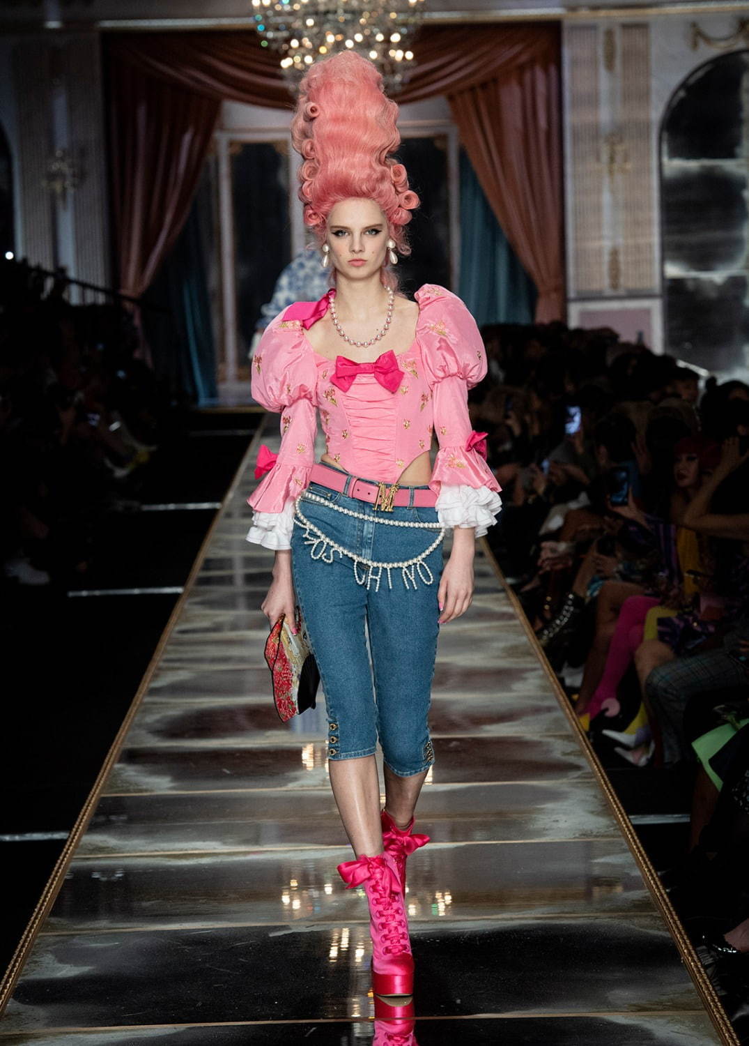 モスキーノ(MOSCHINO) 2020-21年秋冬ウィメンズコレクション  - 写真22