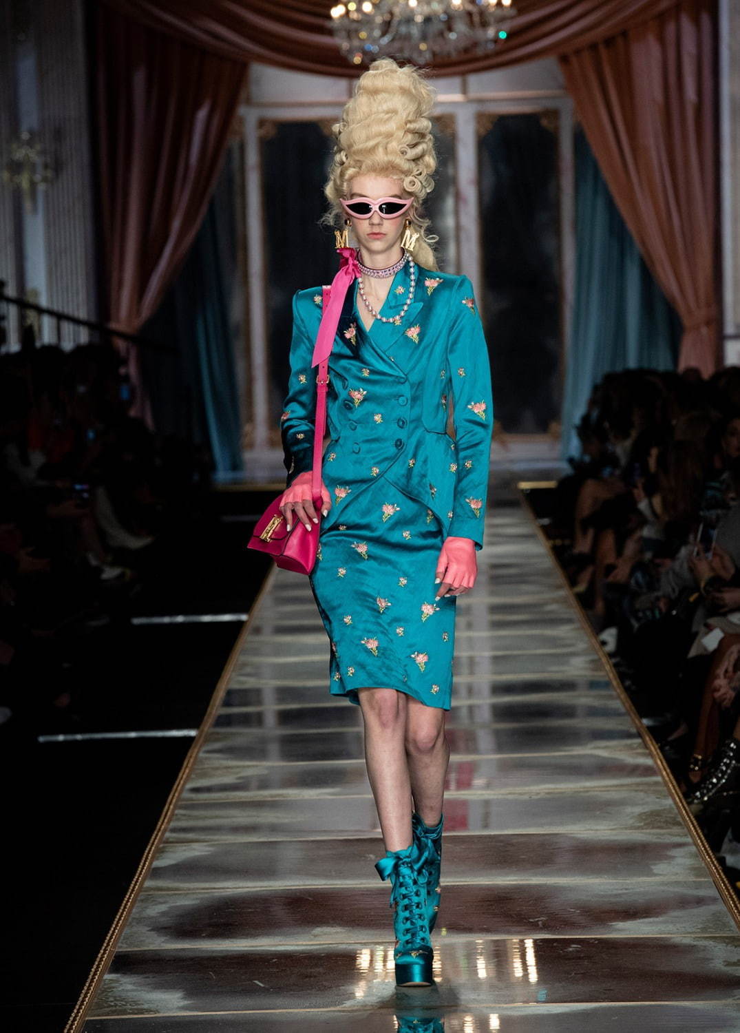 モスキーノ(MOSCHINO) 2020-21年秋冬ウィメンズコレクション  - 写真37