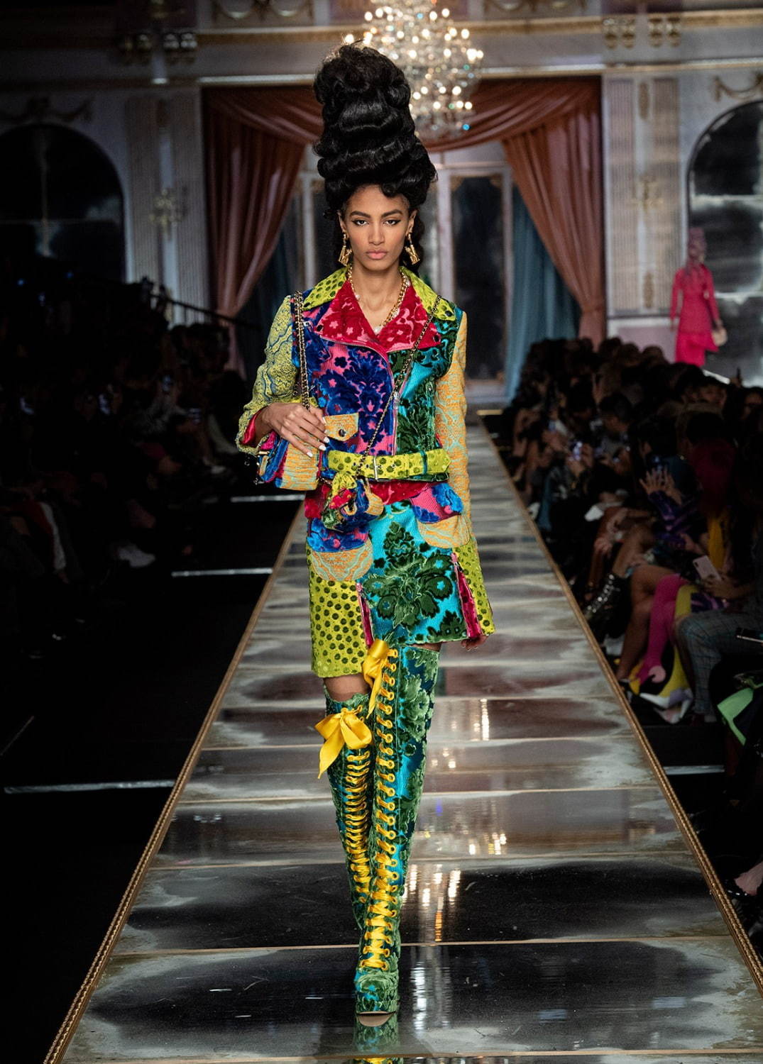 モスキーノ(MOSCHINO) 2020-21年秋冬ウィメンズコレクション  - 写真41